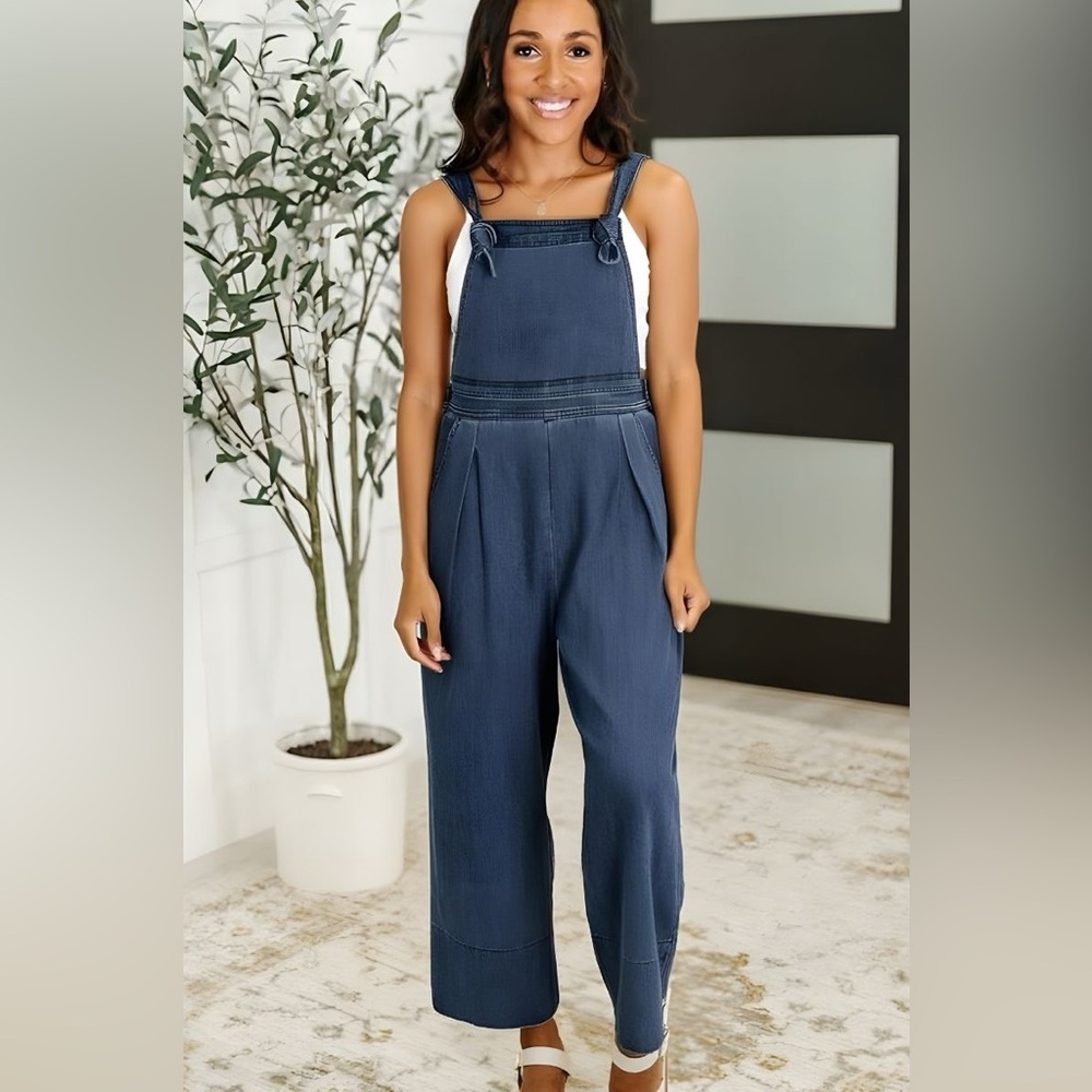 Women's Denim Overalls - Picture 6 of 6
